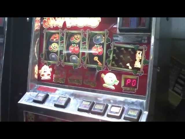 slot wolf rising